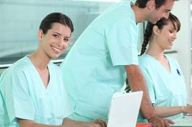 La pratique avancée, une révolution pour la profession d’infirmier ?